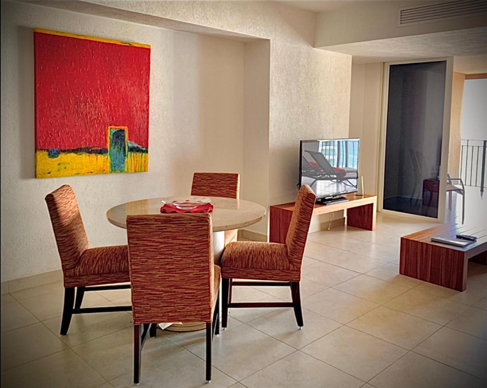 Apartamentos Grand Venetian Пуэрто-Вальярта Номер фото